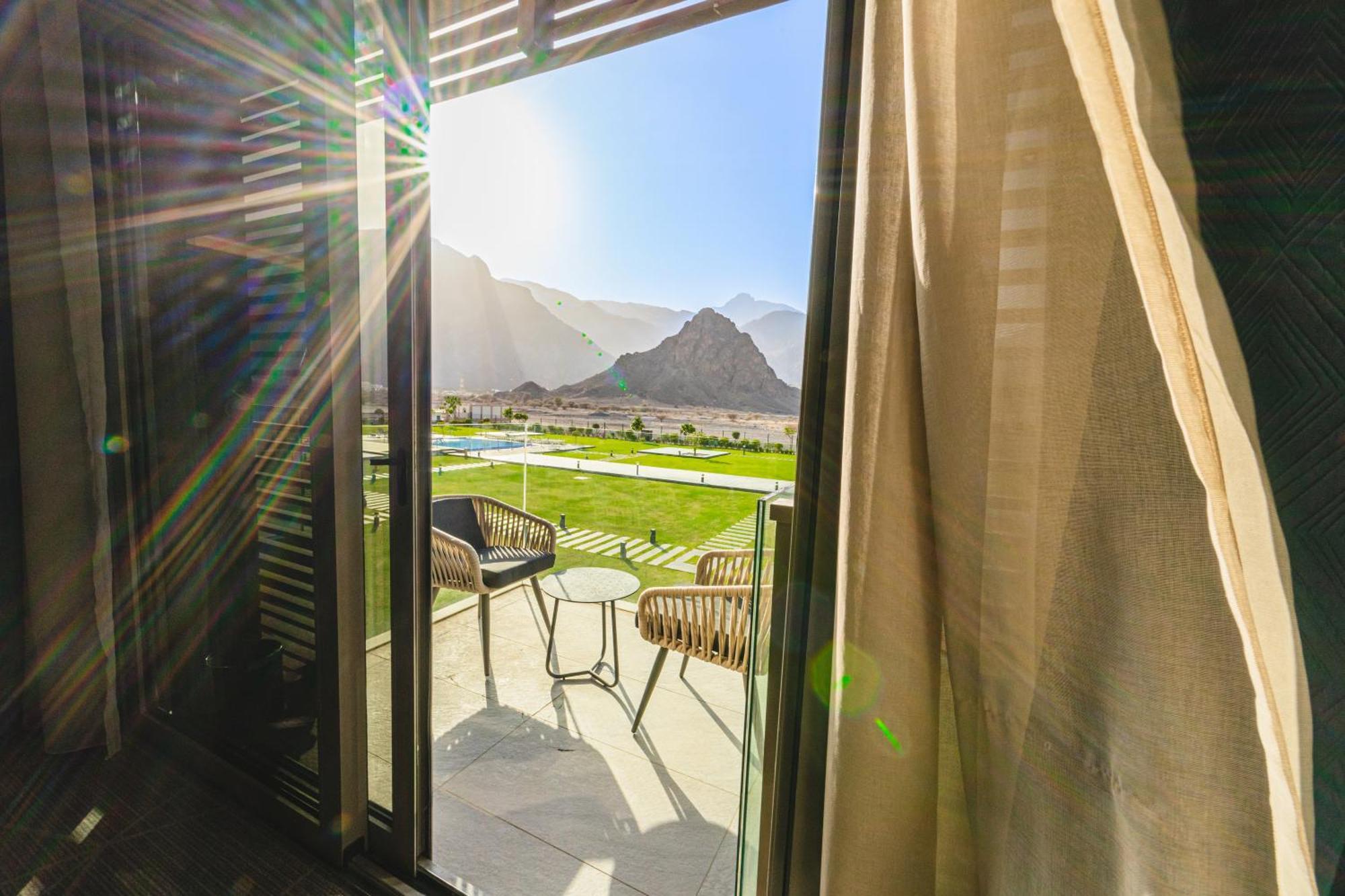 Hotel استراحة الفيحاء Al Feyhaa Resthouse Samail Esterno foto