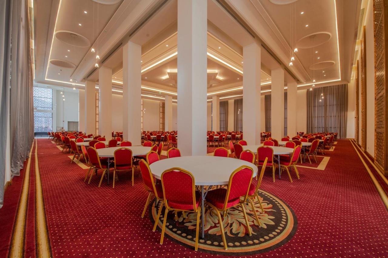 Hotel استراحة الفيحاء Al Feyhaa Resthouse Samail Esterno foto